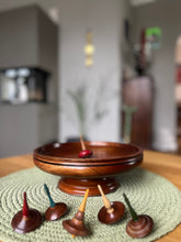 Spinning table